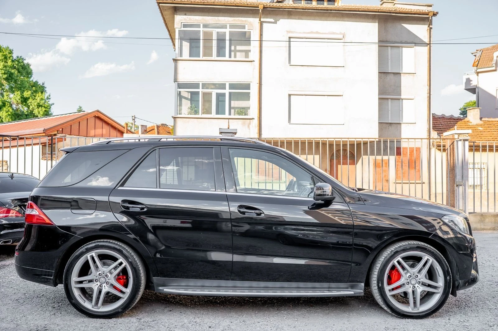Mercedes-Benz ML 350 BlueTEC-AMG-Harman Kardon-AMBIENT-ПОДГРЕВ-КАМЕРА, снимка 7 - Автомобили и джипове - 54960585