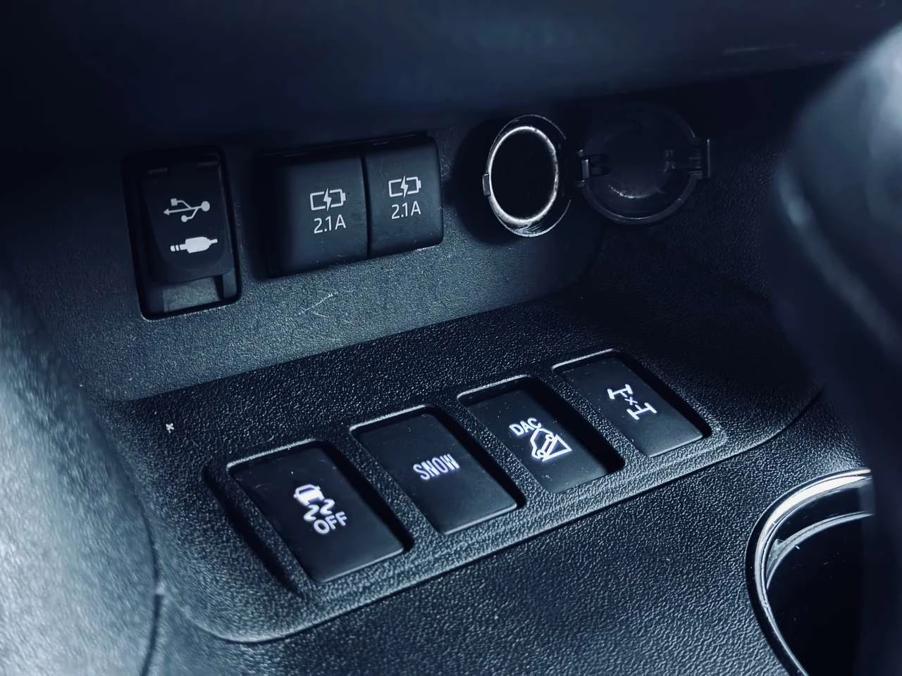 Toyota Highlander LE | Mobile.bg � ����������� 14