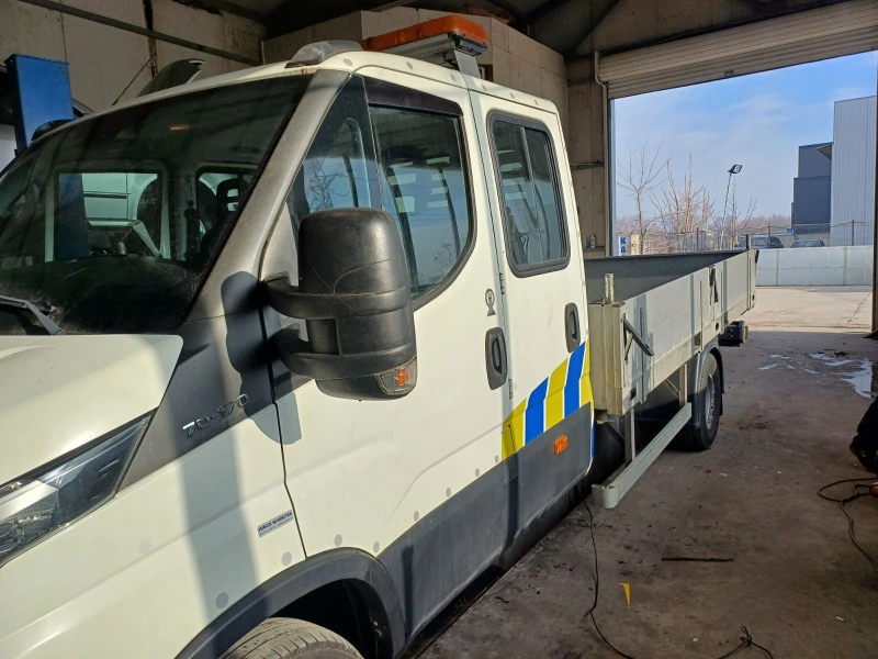 Iveco Daily, снимка 7 - Бусове и автобуси - 49005541