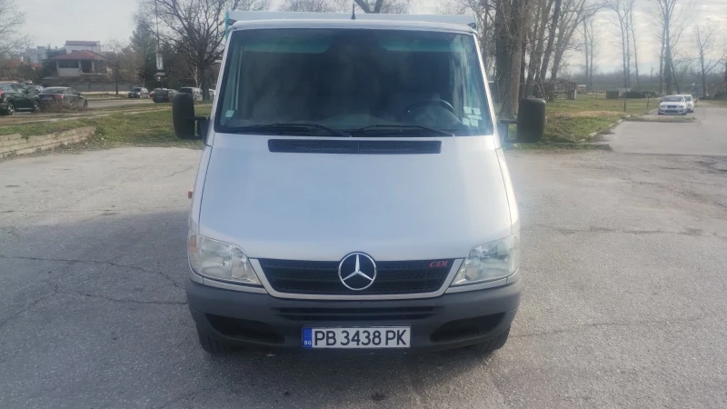 Mercedes-Benz Sprinter 311 Хладилен, фризер! , снимка 3 - Бусове и автобуси - 53307410