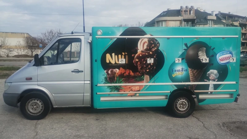 Mercedes-Benz Sprinter 311 Хладилен, фризер! , снимка 5 - Бусове и автобуси - 53307410