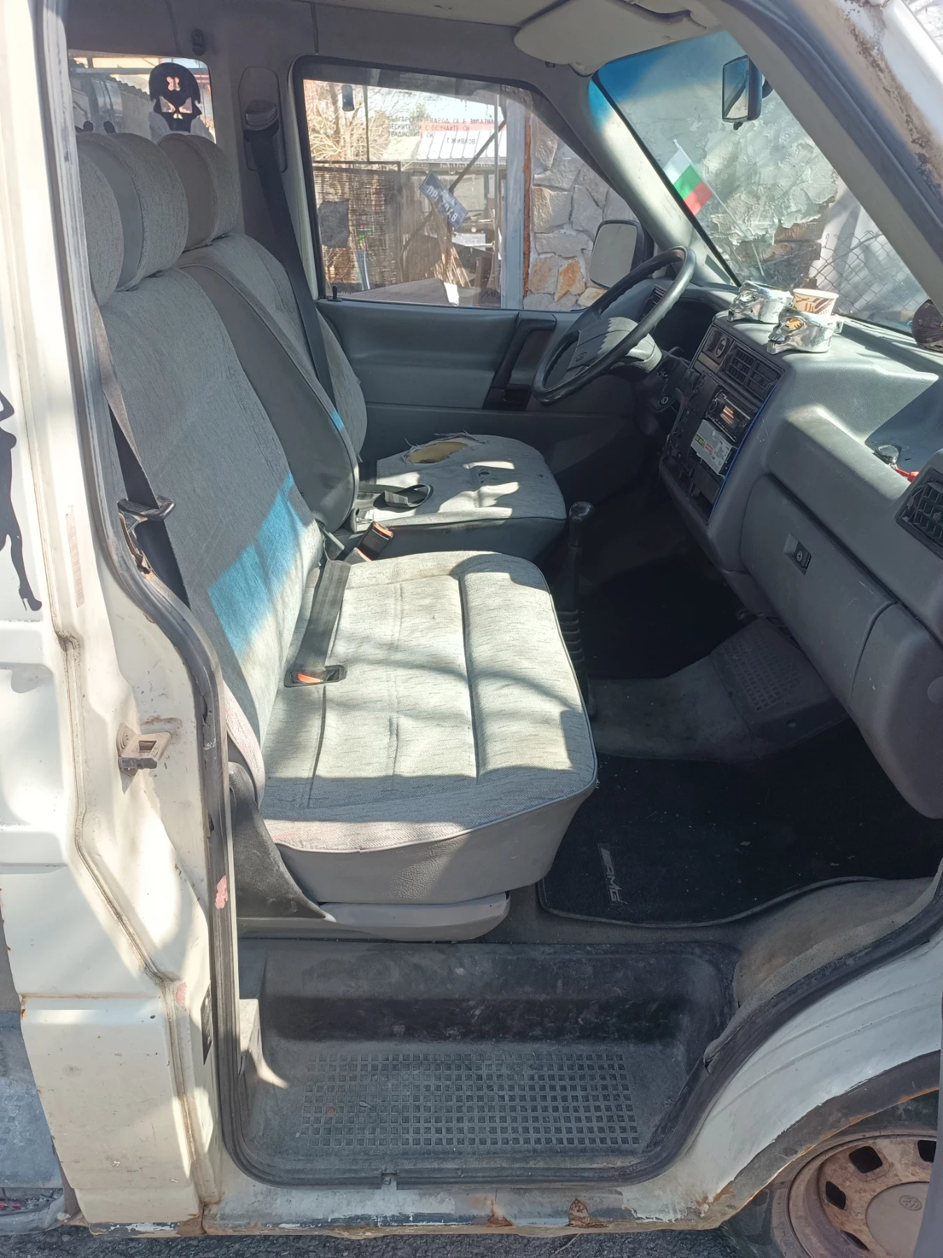 VW Caravelle, снимка 13 - Бусове и автобуси - 54228779