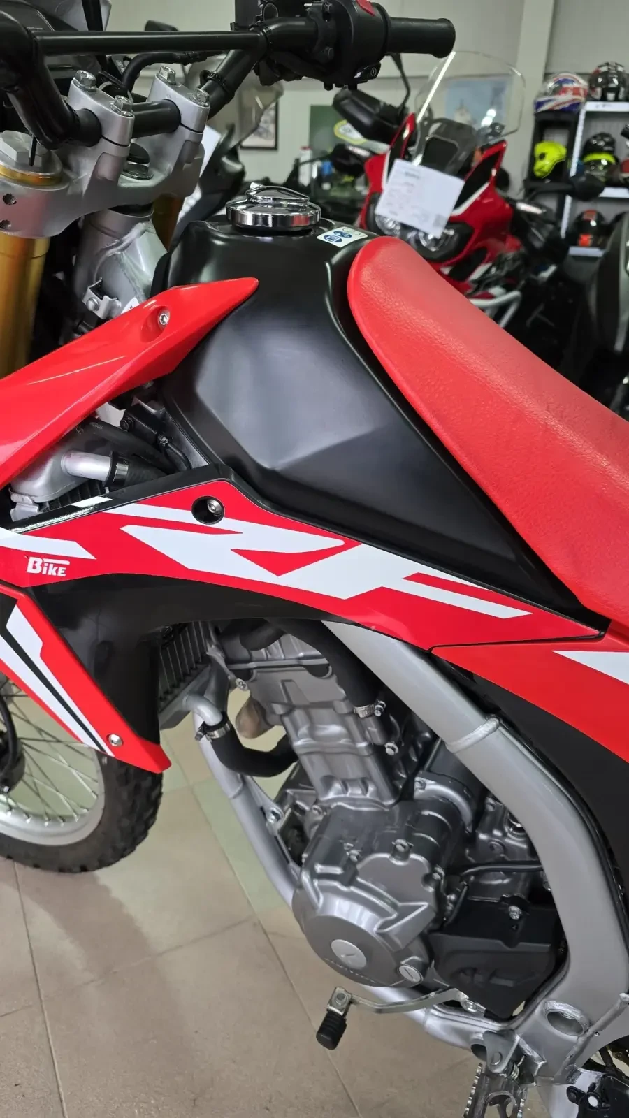 Honda Crf 250 L ABS ! Лизинг ! Като нов !, снимка 11 - Мотоциклети и мототехника - 54881594