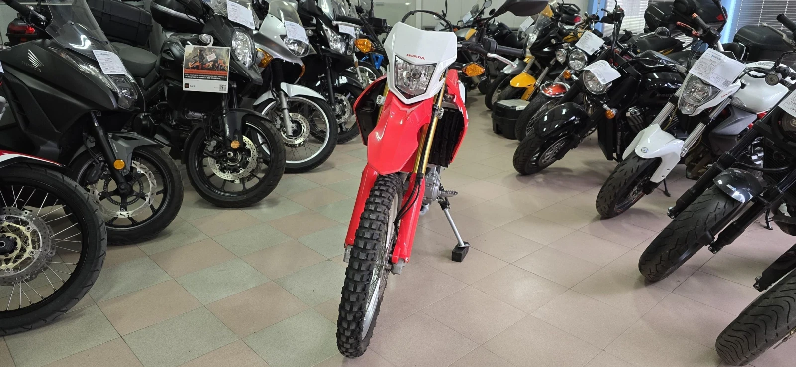Honda Crf 250 L ABS ! Лизинг ! Като нов !, снимка 2 - Мотоциклети и мототехника - 54881594