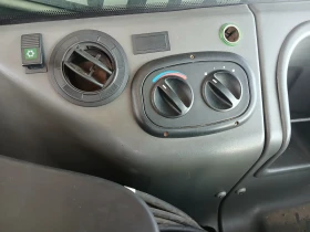 Телескопичен товарач New Holland LM5040, снимка 7