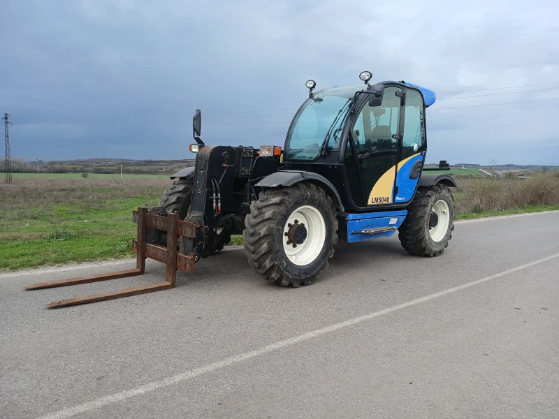 Телескопичен товарач New Holland LM5040, снимка 5 - Селскостопанска техника - 52904349