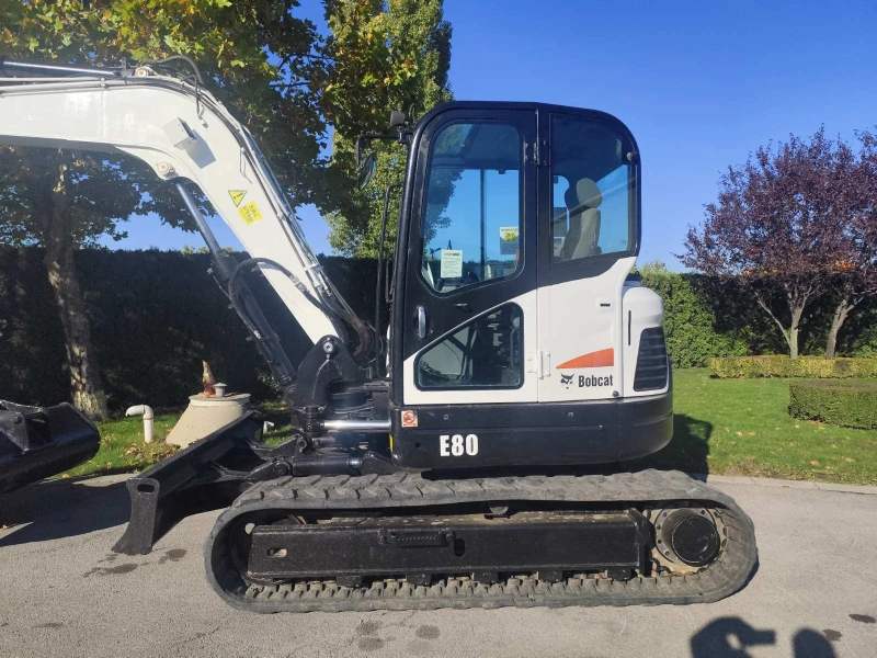 Багер Bobcat E80, снимка 2 - Индустриална техника - 52138800