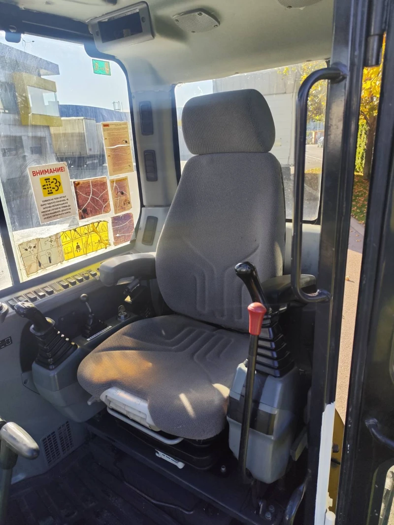 Багер Bobcat E80, снимка 6 - Индустриална техника - 52138800