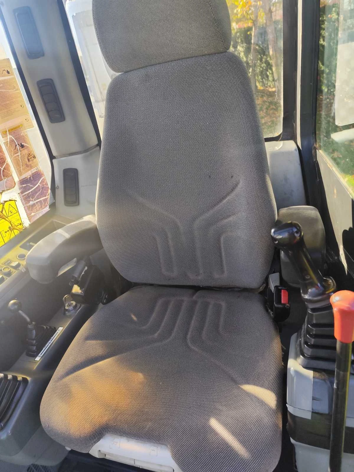  Bobcat E80 | Mobile.bg   11