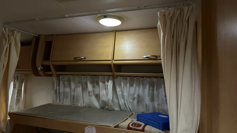 Каравана Bailey Discovery 200, снимка 15 - Каравани и кемпери - 52555276