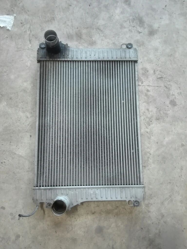 интеркулер лексус ис 220д