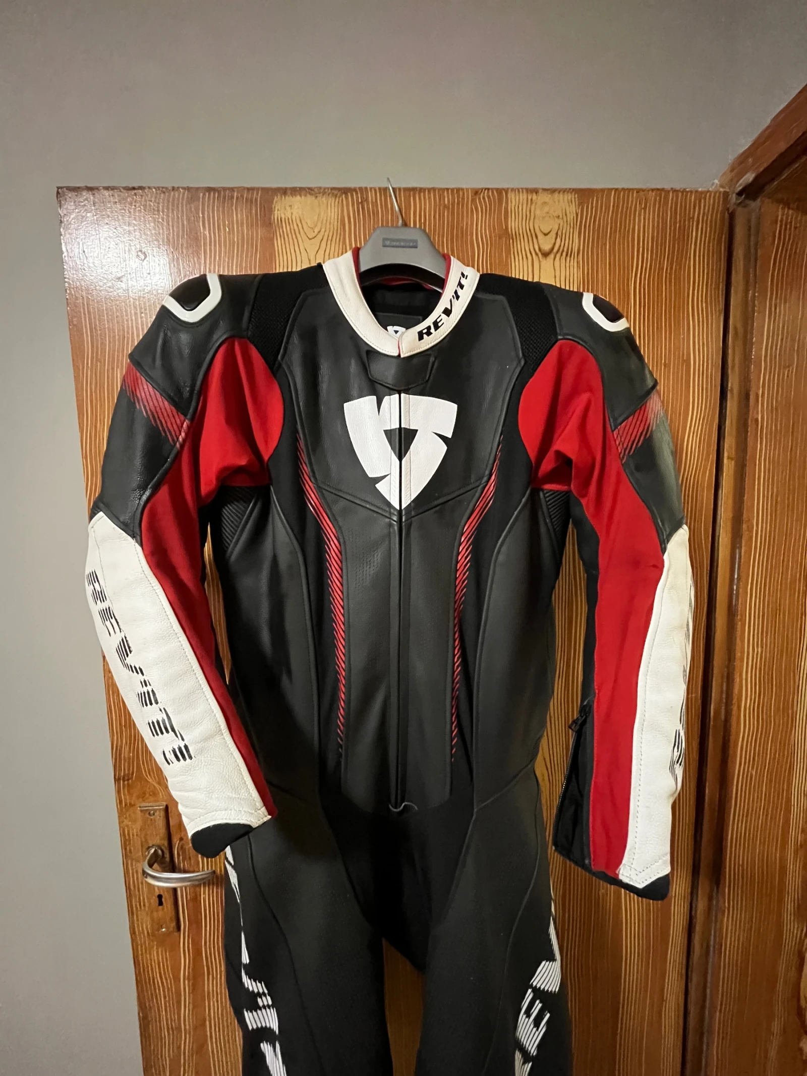    Revit 48 | Mobile.bg   3