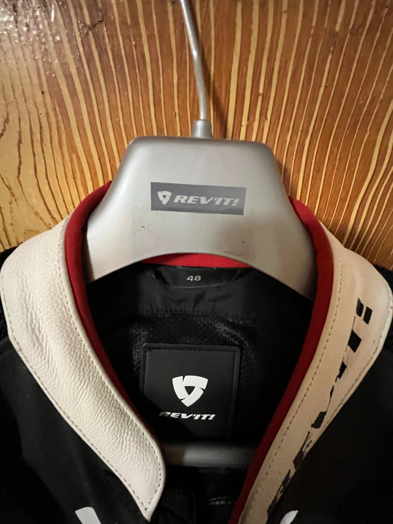    Revit 48 | Mobile.bg   5