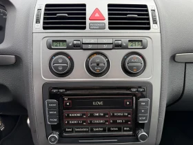 VW Touran 2.0tdi R-LINE* DSG* 170кс* ПОДГРЕВ* КСЕНОН* NAVI, снимка 16