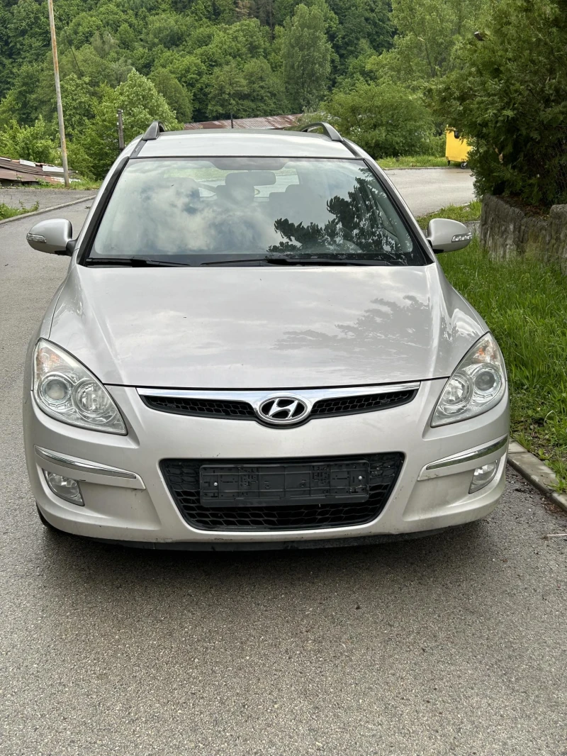 Hyundai I30 1.6 SW, снимка 1 - Автомобили и джипове - 47275201