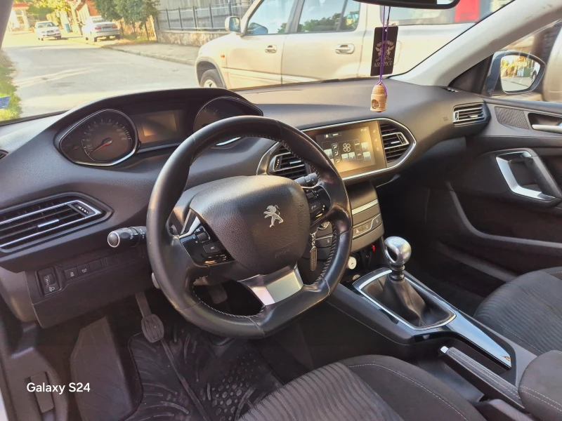 Peugeot 308 1.6 120hp, снимка 7 - Автомобили и джипове - 47807196