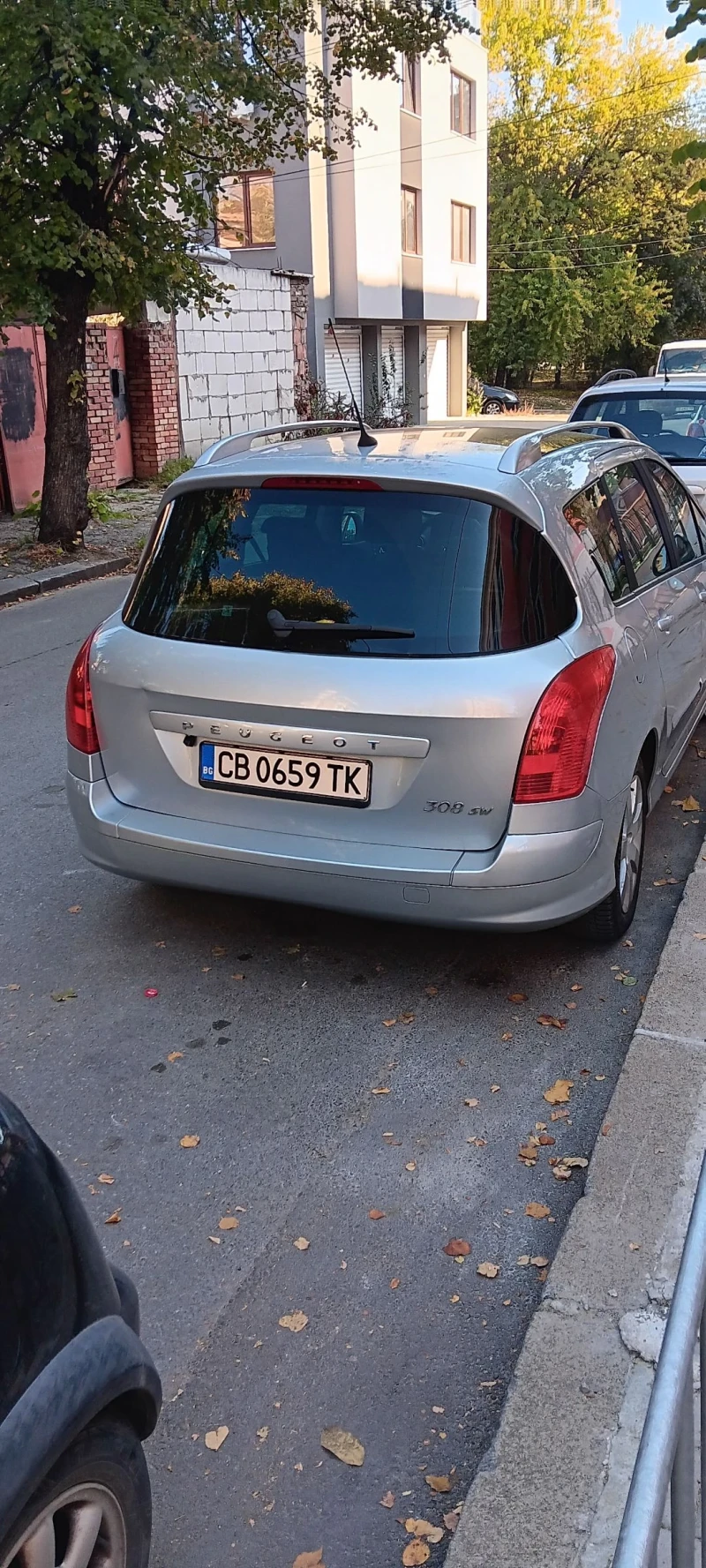 Peugeot 308 1.6 HDI 109к.с. 6+ 1 места, снимка 5 - Автомобили и джипове - 48472299