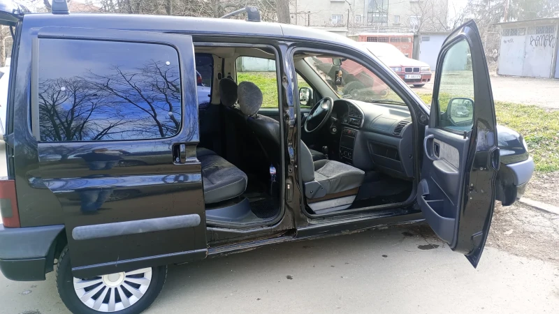 Citroen Berlingo, снимка 5 - Автомобили и джипове - 48902846