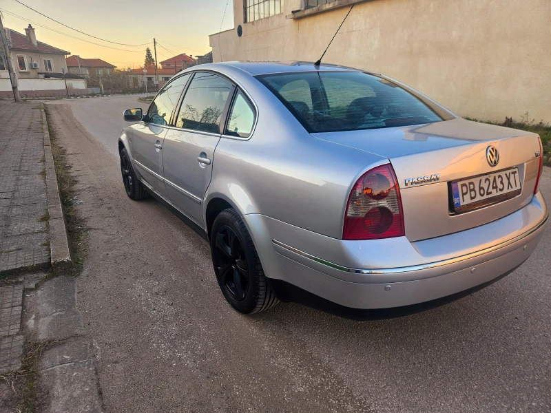 VW Passat 1.9 TDI, снимка 3 - Автомобили и джипове - 49580355