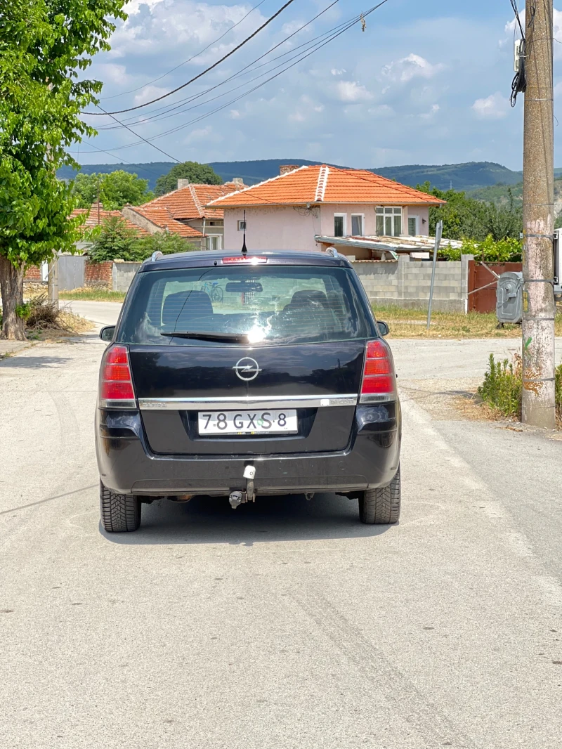 Opel Zafira 1.9CDTi, снимка 5 - Автомобили и джипове - 51843674