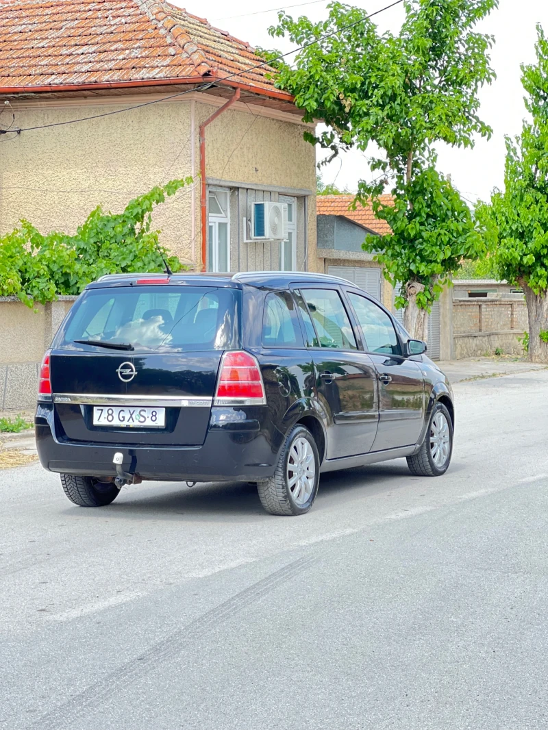 Opel Zafira 1.9CDTi, снимка 4 - Автомобили и джипове - 51843674