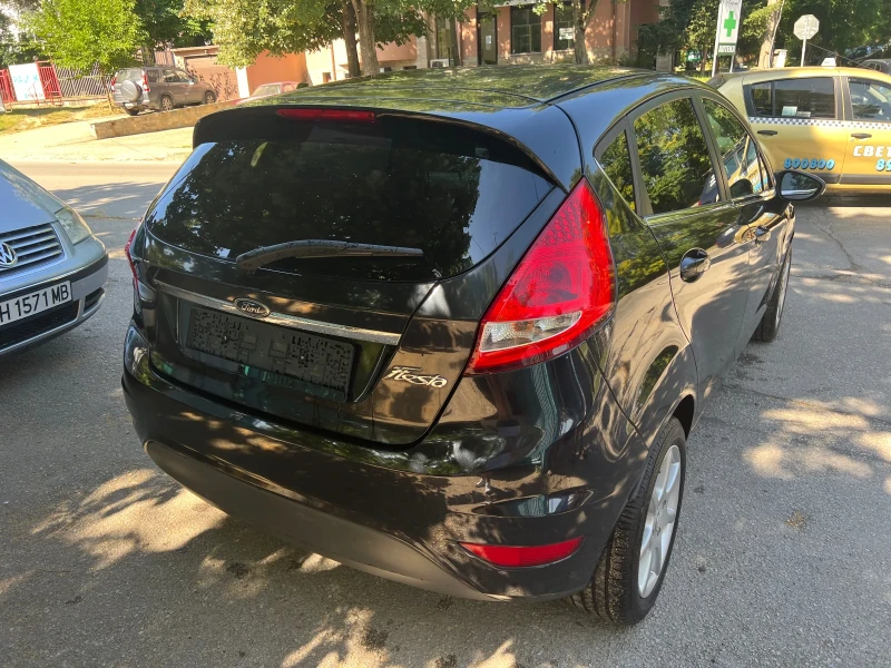 Ford Fiesta 1.3, снимка 7 - Автомобили и джипове - 50784516