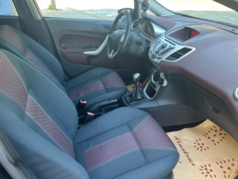 Ford Fiesta 1.3, снимка 5 - Автомобили и джипове - 50784516