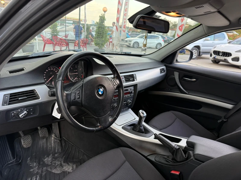 BMW 320, снимка 13 - Автомобили и джипове - 51843246