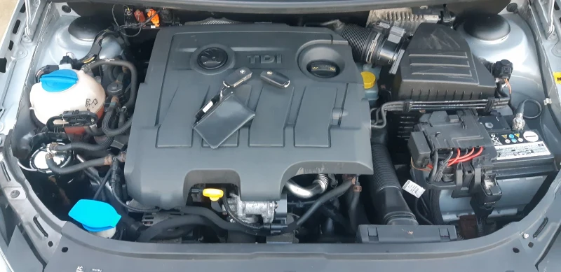 Други Друг 1.6 tdi-90кс товарен клима, снимка 12 - Автомобили и джипове - 52566657