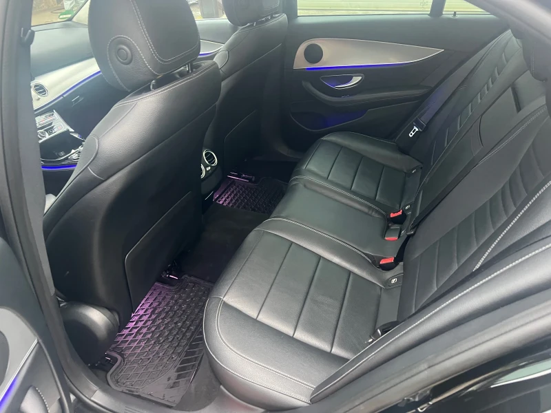 Mercedes-Benz E 220, снимка 8 - Автомобили и джипове - 52642737