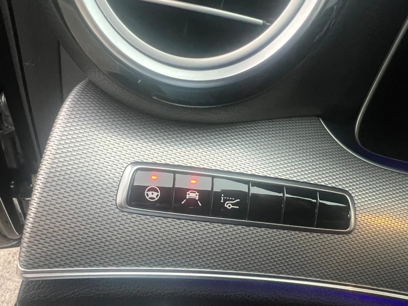 Mercedes-Benz E 220, снимка 10 - Автомобили и джипове - 52642737