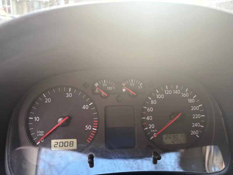 VW Golf, снимка 6 - Автомобили и джипове - 52753267