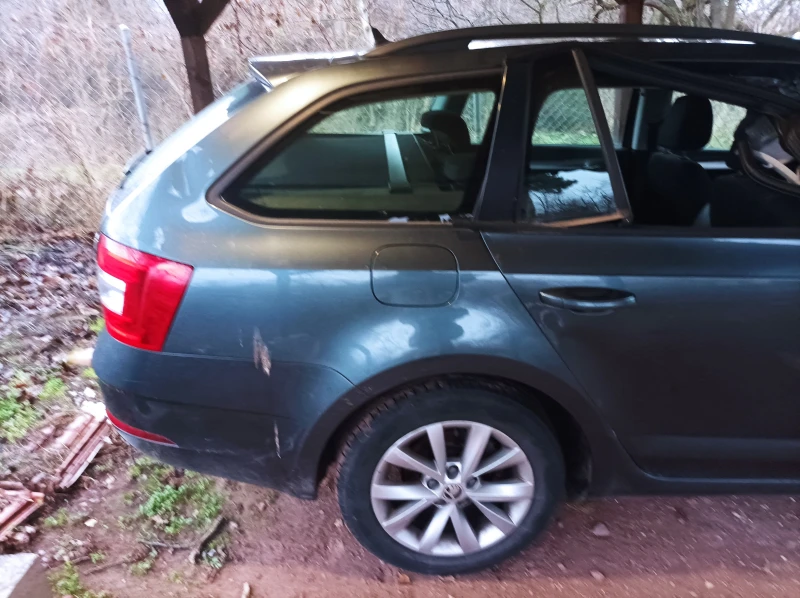 Skoda Octavia, снимка 7 - Автомобили и джипове - 52969323