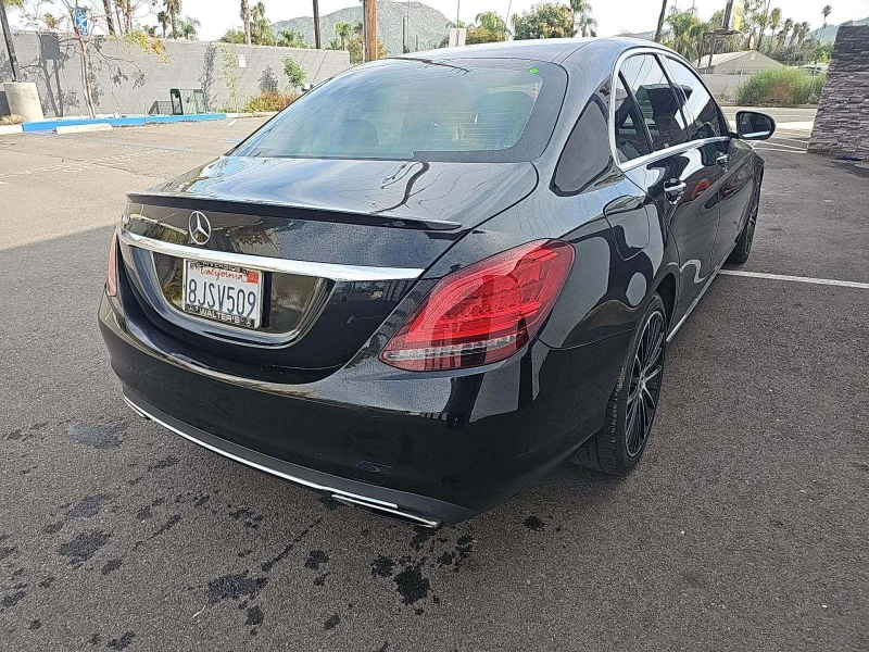 Mercedes-Benz C 300, снимка 3 - Автомобили и джипове - 53345502