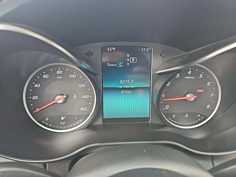 Mercedes-Benz C 300, снимка 9 - Автомобили и джипове - 53345502