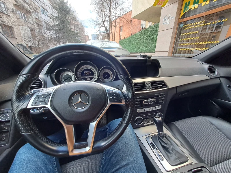 Mercedes-Benz C 250 4MATIC * 7G Tronic, снимка 6 - Автомобили и джипове - 53462933