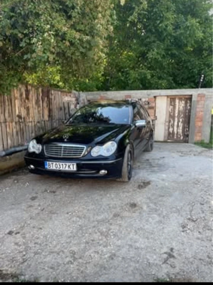 Mercedes-Benz C 240, снимка 2 - Автомобили и джипове - 49276182