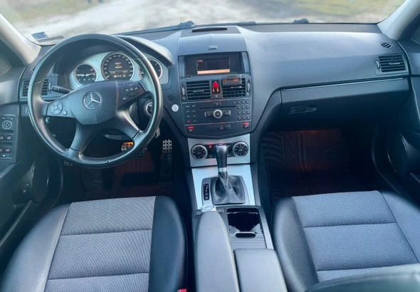 Mercedes-Benz C 220  - изображение 8