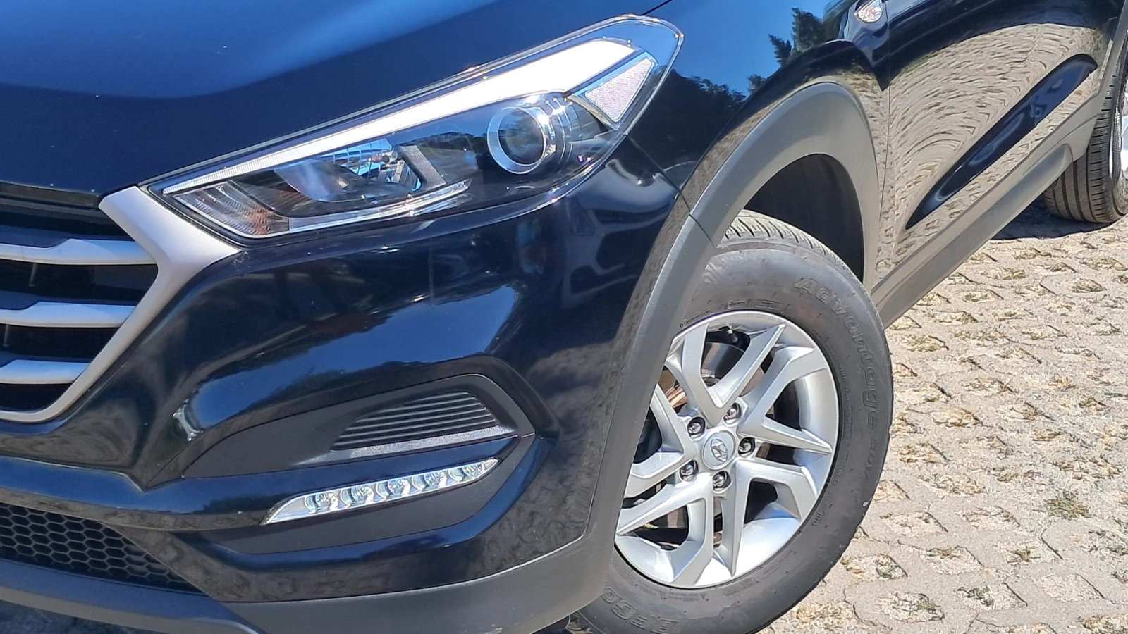 Hyundai Tucson РЕАЛ КМ ИЗКЛЮЧИТЕЛ 1.7D-116 СЕРВ КНИЖ УНИКТ ОБСЛУЖ, снимка 3 - Автомобили и джипове - 24472777