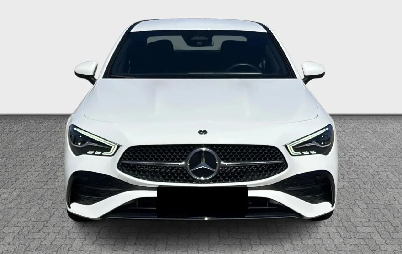 Mercedes-Benz CLA 180 Coupe AMG Line - изображение 2