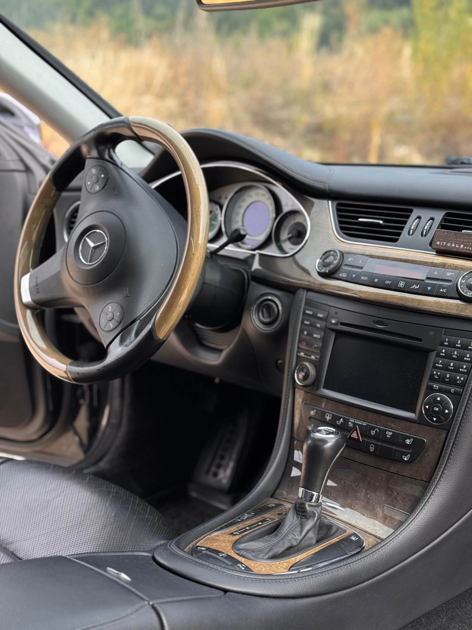 Mercedes-Benz CLS 320  - изображение 9