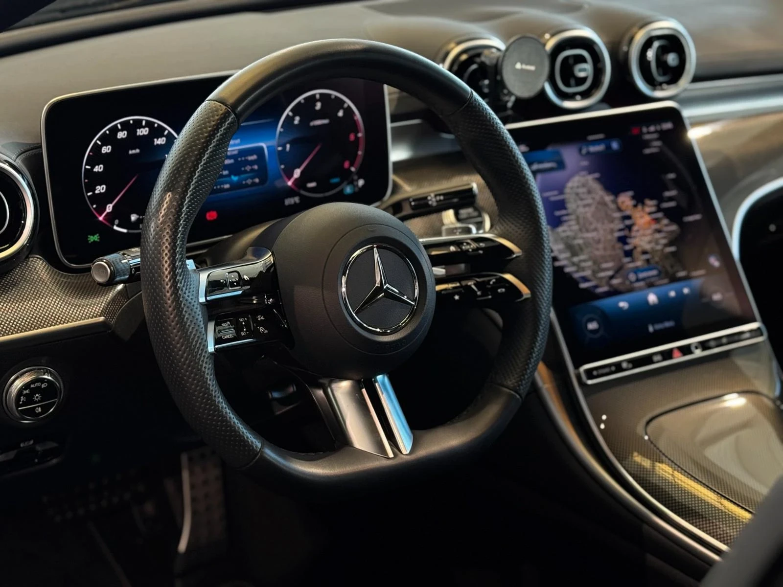 Mercedes-Benz C 220 4х4  - изображение 7