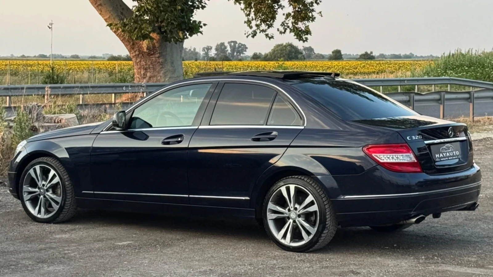 Mercedes-Benz C 320  - изображение 7