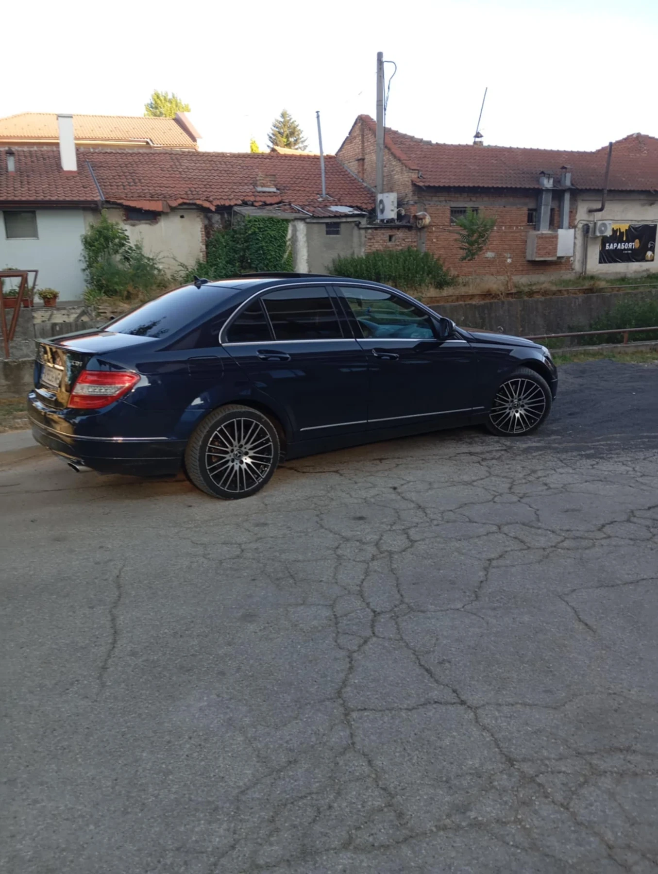 Mercedes-Benz C 320  - изображение 5