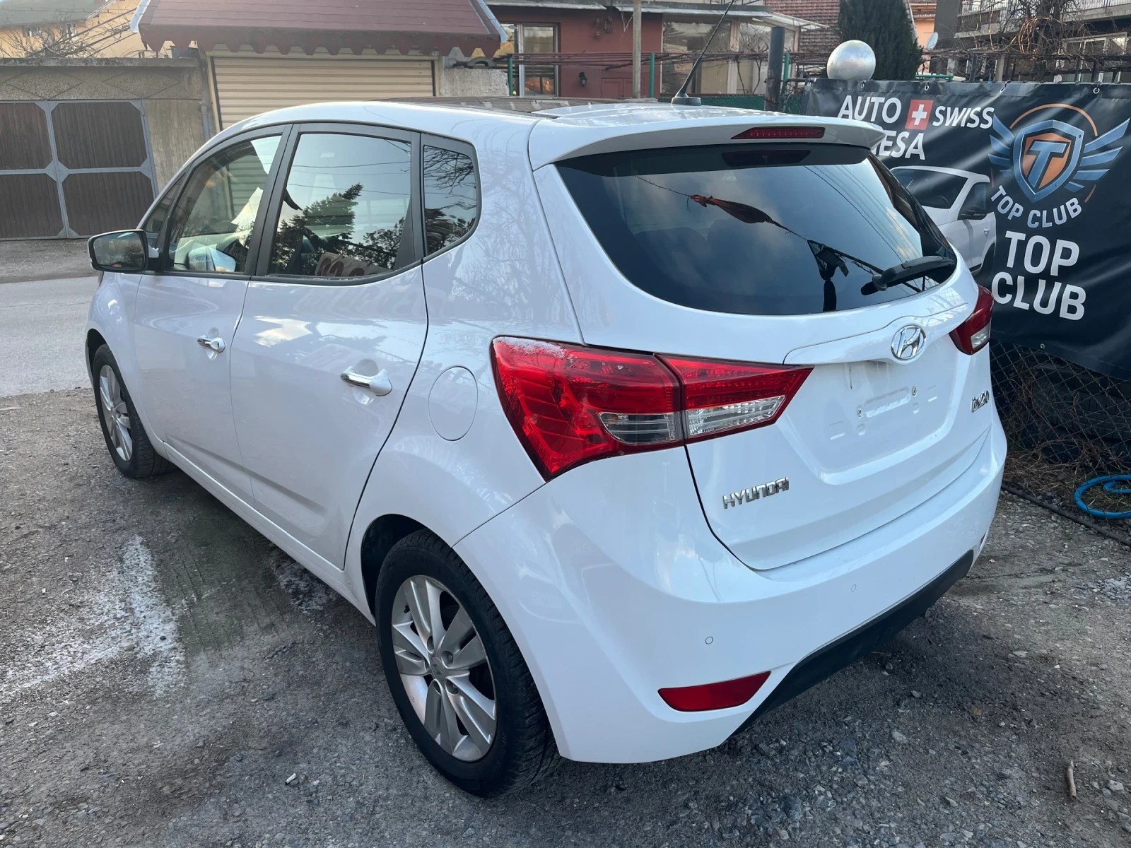 Hyundai Ix20 1.6i - Automatic - Panorama - SWISS  - изображение 3