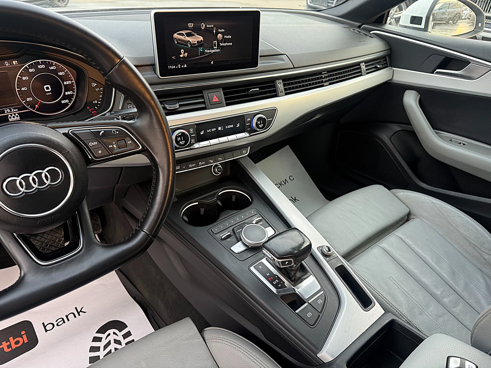 Audi A5 Sline-Distronik-Sport-360 Kameri-Led-Bixenon !!!, снимка 10 - Автомобили и джипове - 53715226