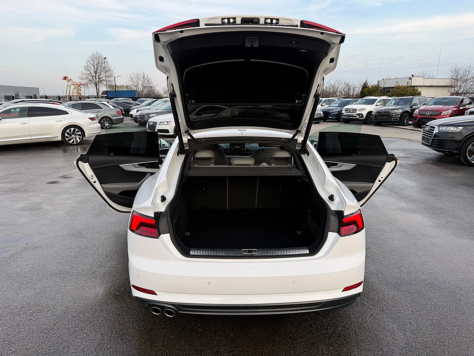 Audi A5 Sline-Distronik-Sport-360 Kameri-Led-Bixenon !!!, снимка 15 - Автомобили и джипове - 53715226