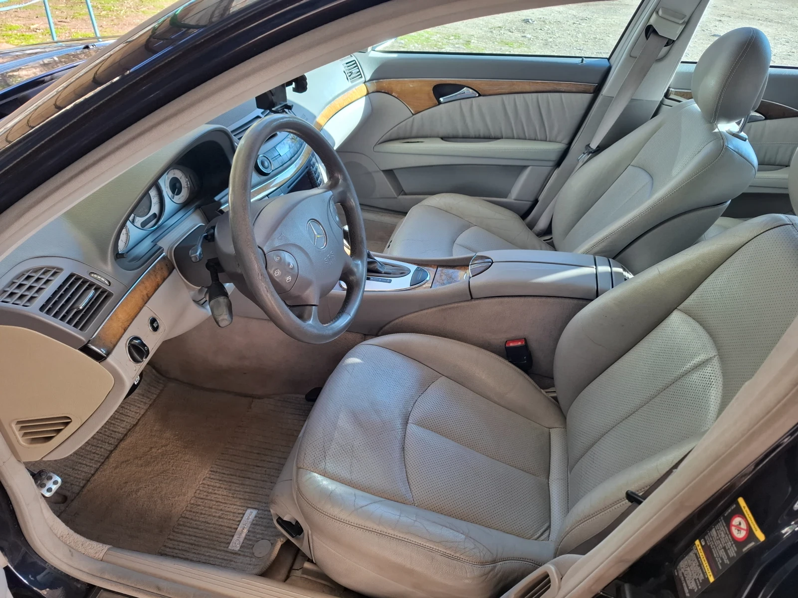 Mercedes-Benz E 280 Комби , снимка 2 - Автомобили и джипове - 54140378