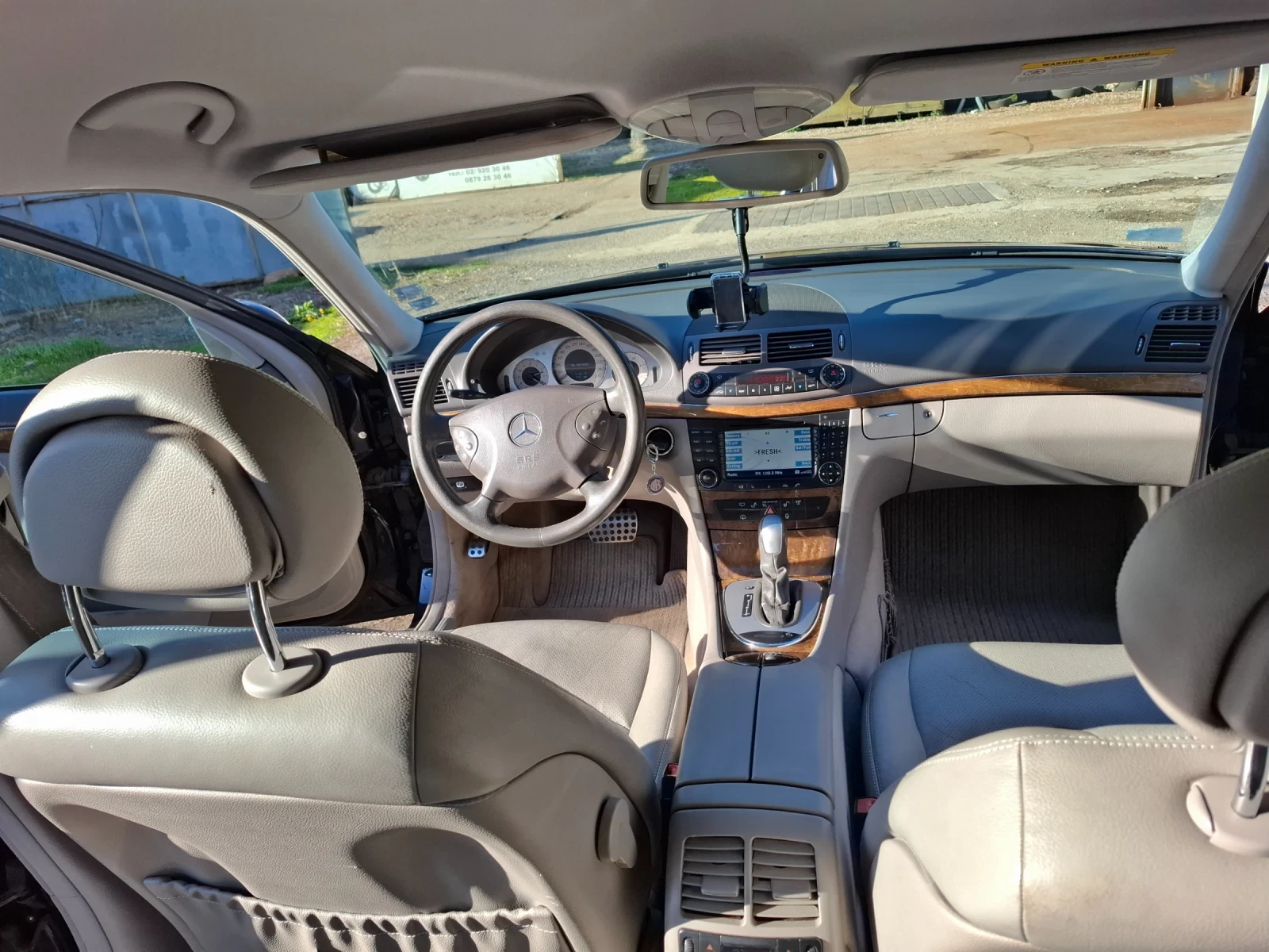 Mercedes-Benz E 280 Комби , снимка 11 - Автомобили и джипове - 54140378