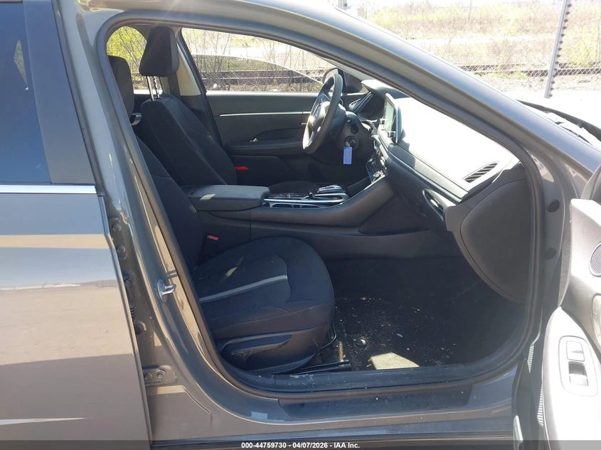 Hyundai Sonata 2.5l Se, снимка 5 - Автомобили и джипове - 54181765